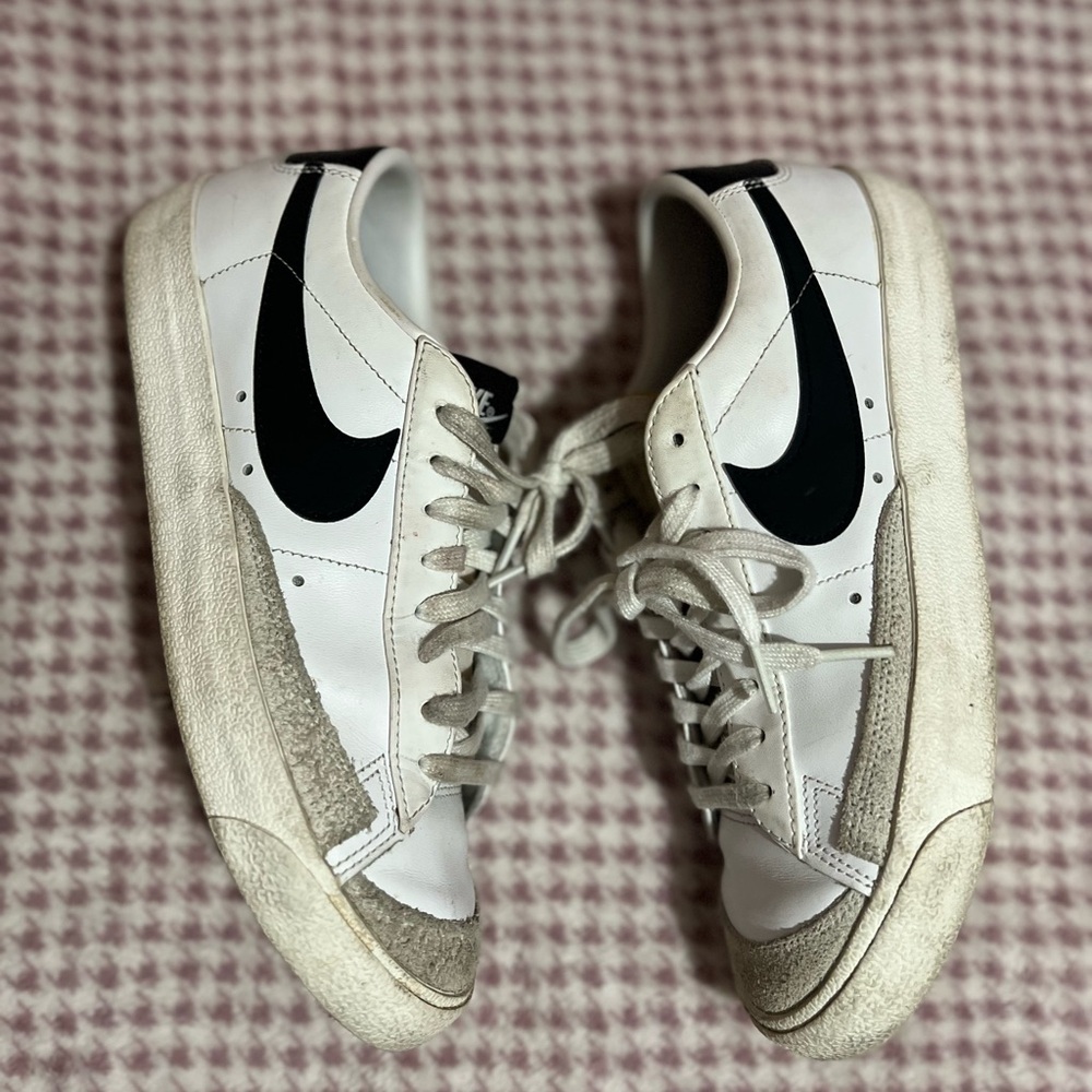 Nike shoes